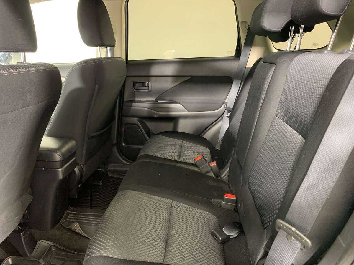 Купить Mitsubishi Outlander, 2018, 167 372 км.. Фото: #16