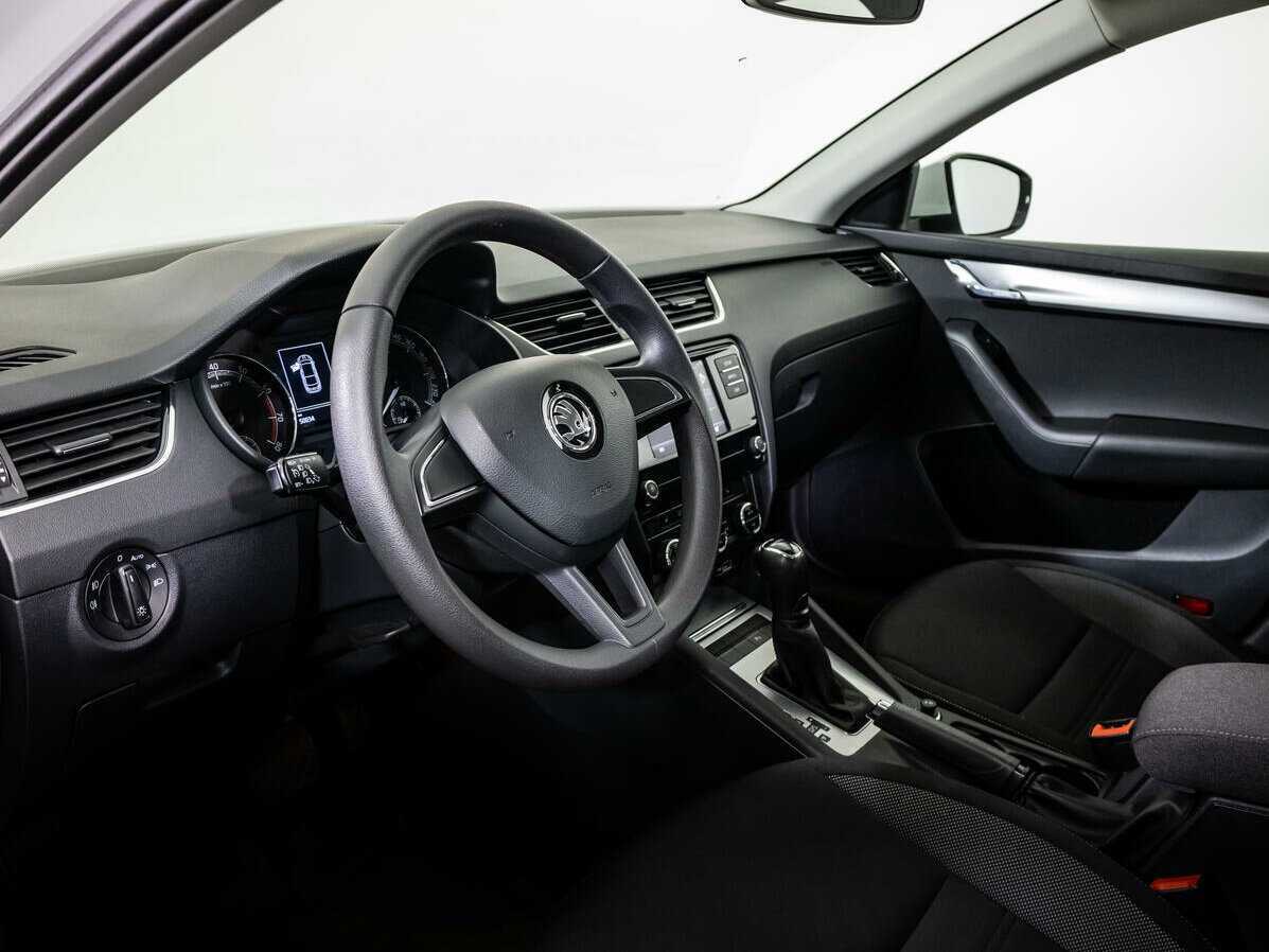 Купить Skoda Octavia, 2019, 49 208 км.. Фото: #10