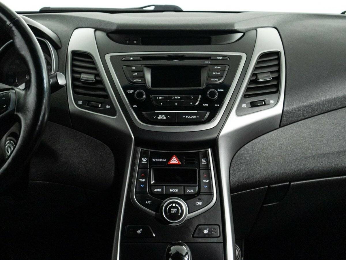Купить Hyundai Elantra, 2015, 89 590 км.. Фото: #13