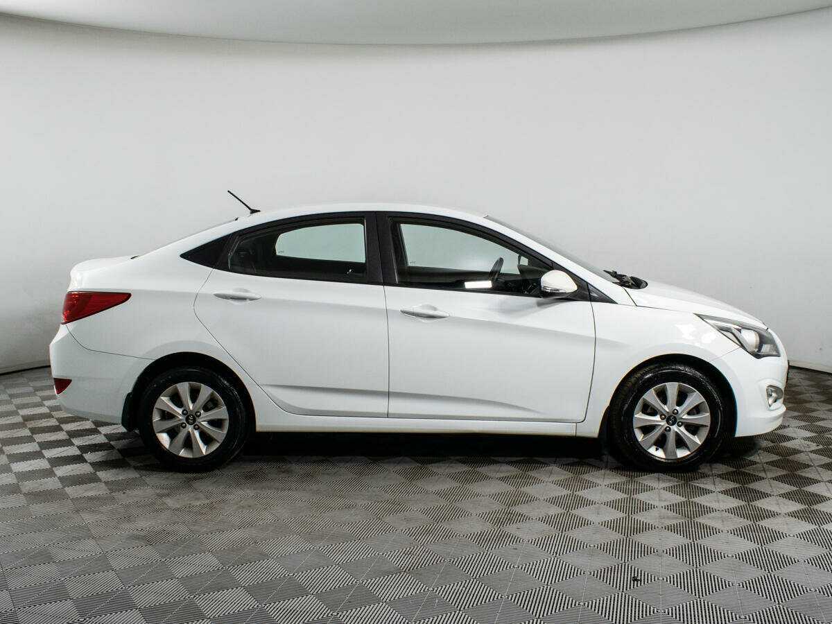 Купить Hyundai Solaris, 2016, 76 800 км.. Фото: #3