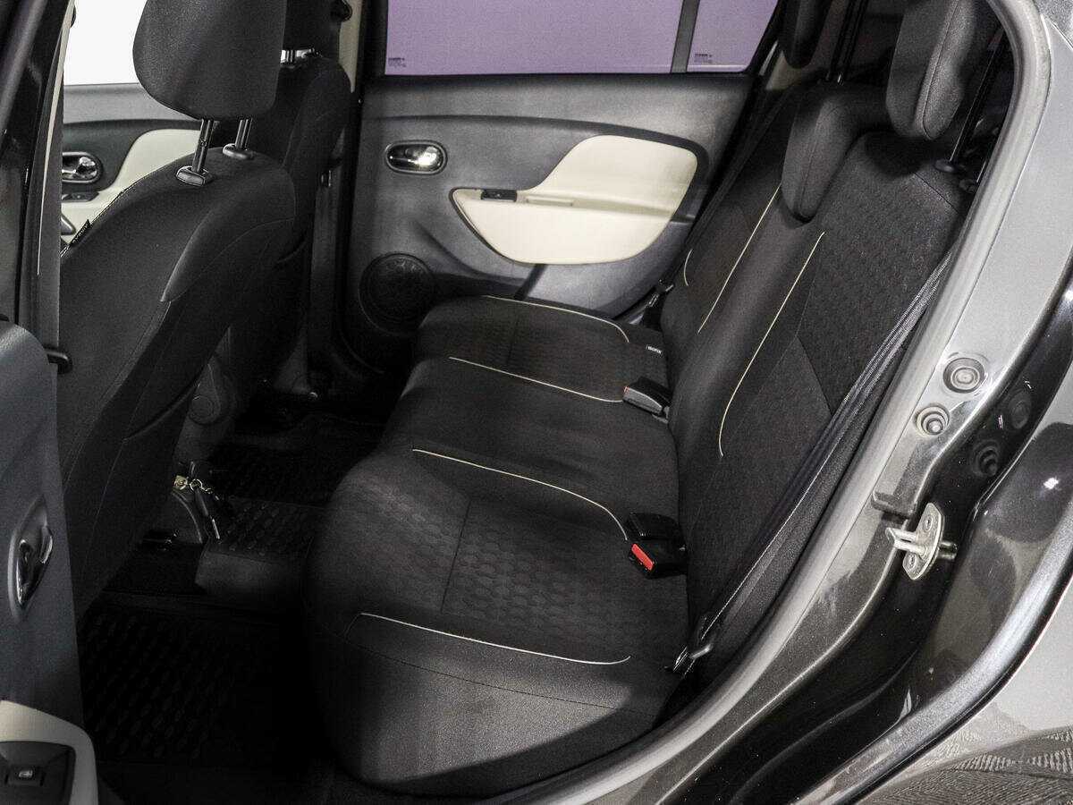 Купить Renault Logan, 2016, 106 618 км.. Фото: #9