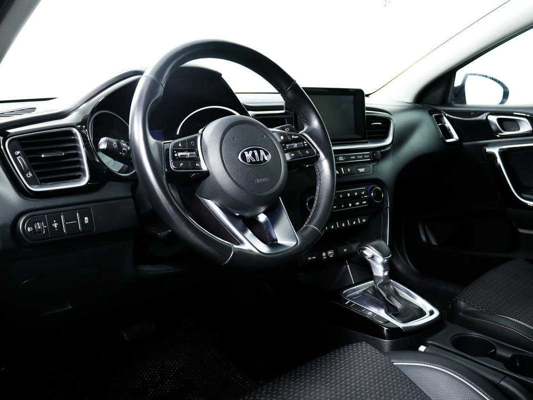 Купить Kia Ceed, 2018, 102 000 км.. Фото: #12