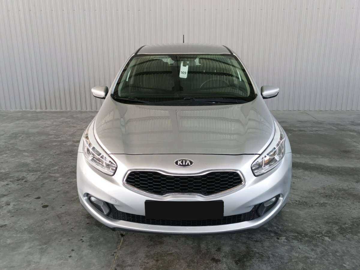 Купить Kia Ceed, 2013, 147 808 км.. Фото: #1
