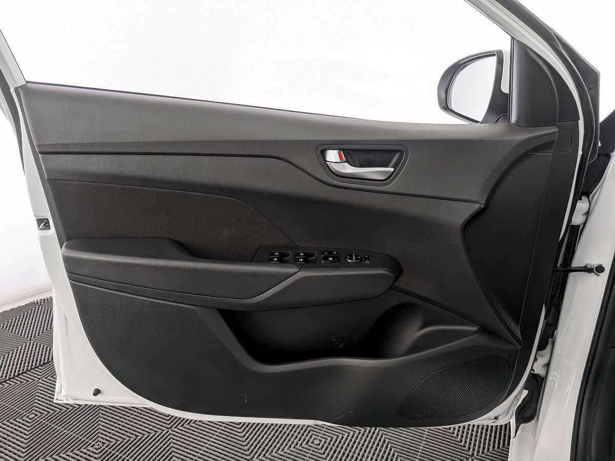 Купить Hyundai Solaris, 2022, 20 646 км.. Фото: #18