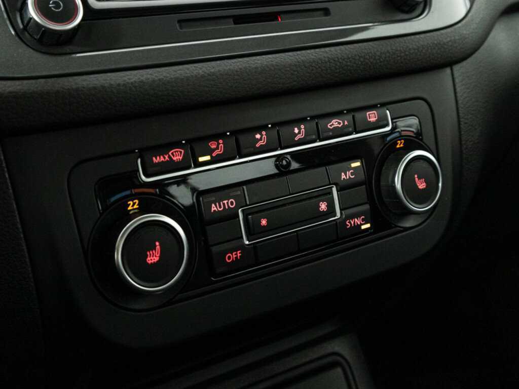 Купить Volkswagen Tiguan, 2015, 194 822 км.. Фото: #14