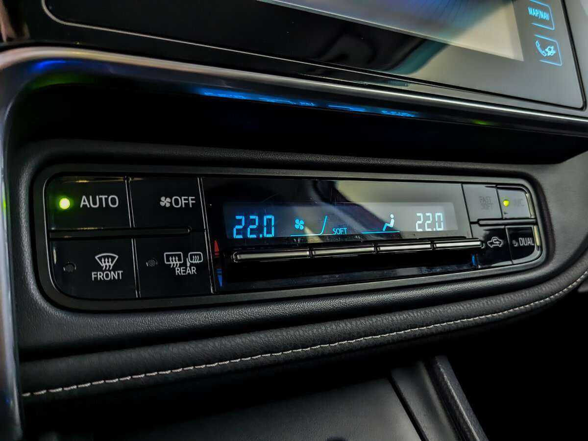 Купить Toyota Corolla, 2018, 123 439 км.. Фото: #23