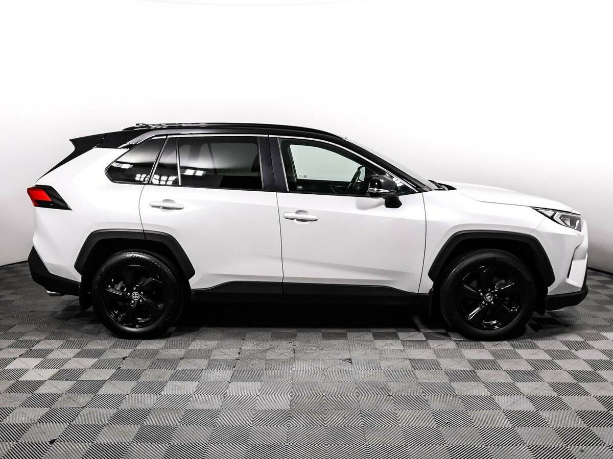 Купить Toyota RAV4, 2021, 68 417 км.. Фото: #3