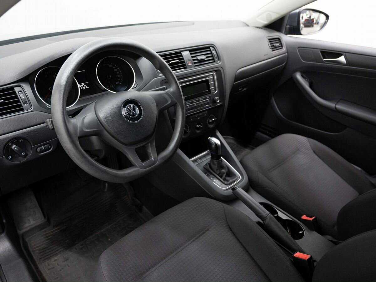 Купить Volkswagen Jetta, 2015, 121 915 км.. Фото: #6