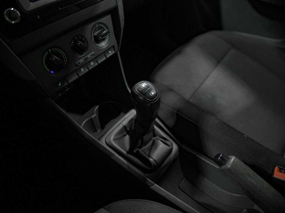 Купить Skoda Rapid, 2016, 207 264 км.. Фото: #9