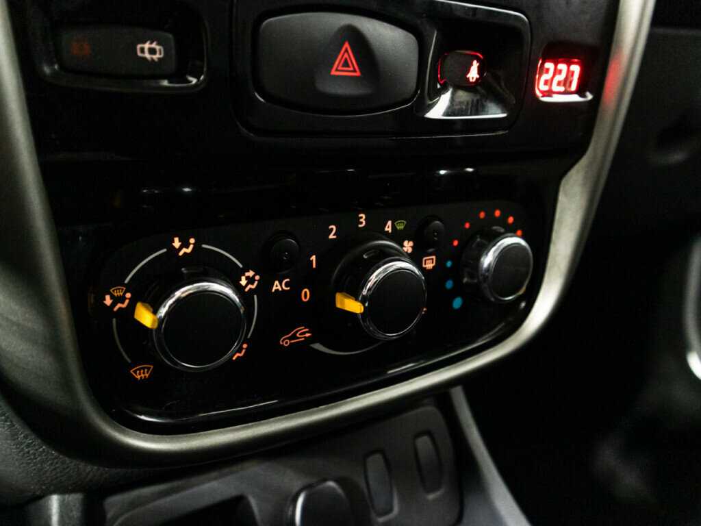 Купить Renault Duster, 2015, 141 300 км.. Фото: #16