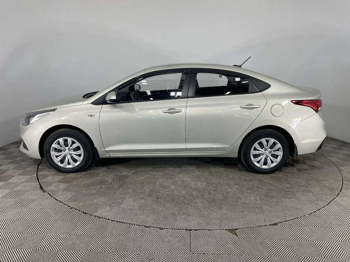 Купить Hyundai Solaris, 2018, 69 242 км.. Фото: #4
