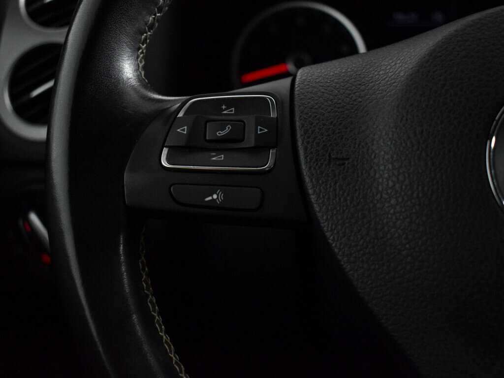 Купить Volkswagen Tiguan, 2016, 106 795 км.. Фото: #15