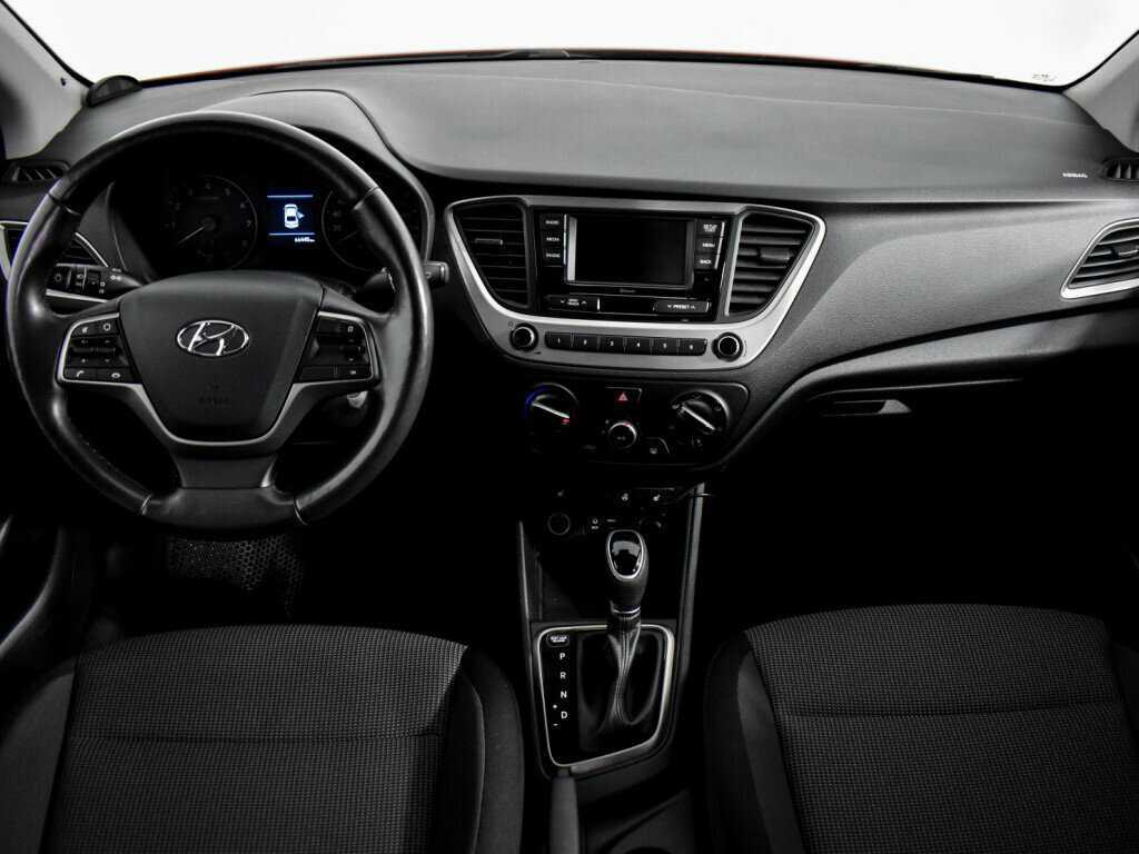 Купить Hyundai Solaris, 2017, 66 444 км.. Фото: #13