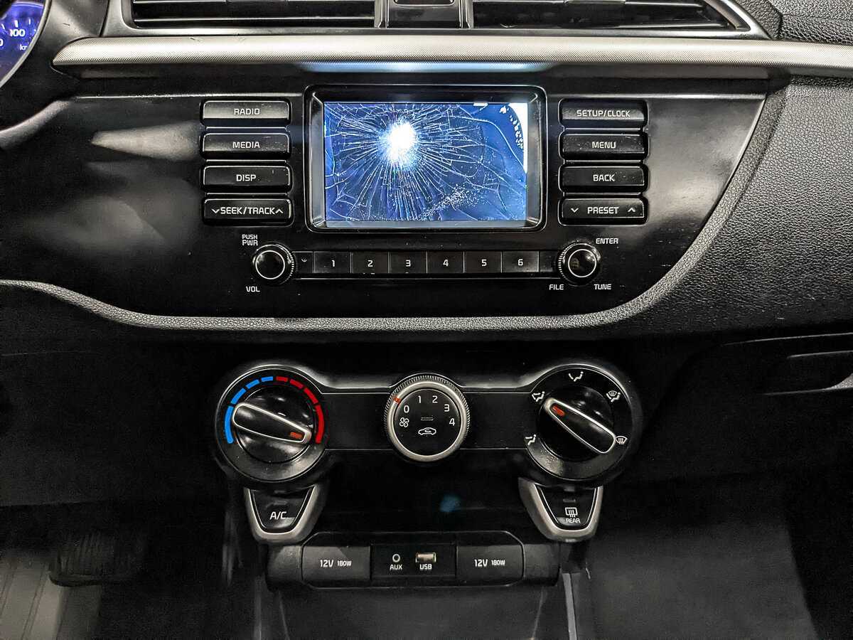 Купить Kia Rio, 2020, 186 725 км.. Фото: #15