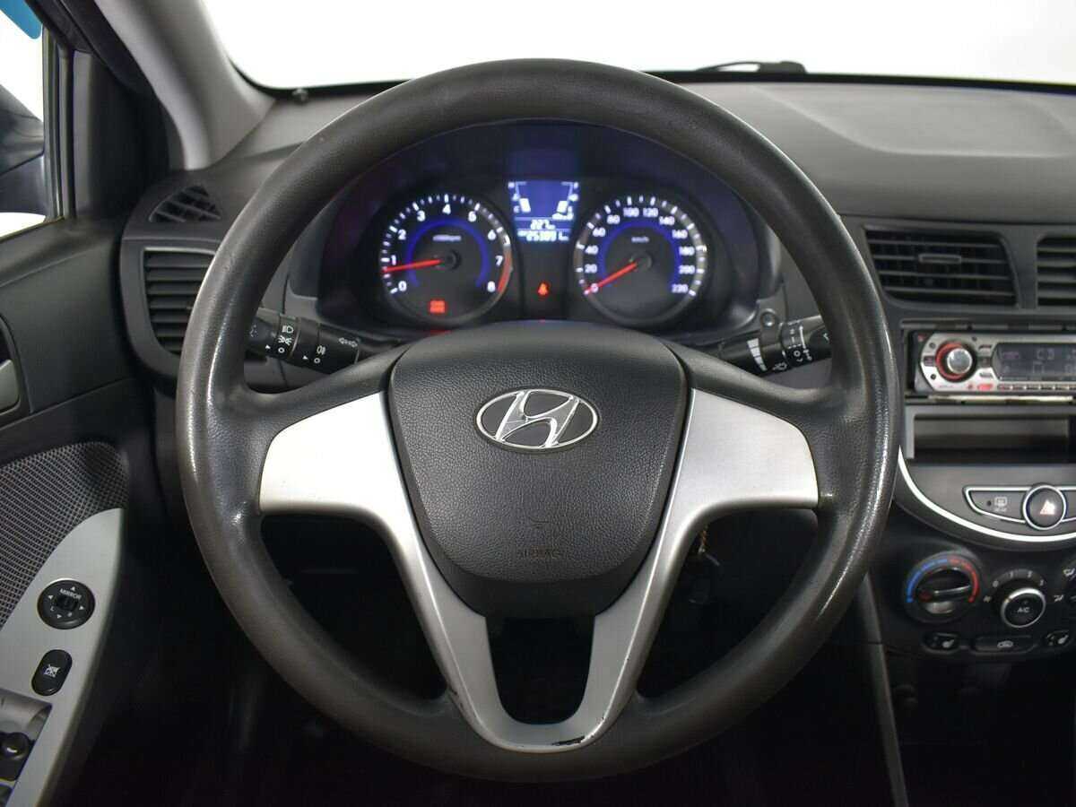 Купить Hyundai Solaris, 2013, 253 888 км.. Фото: #11