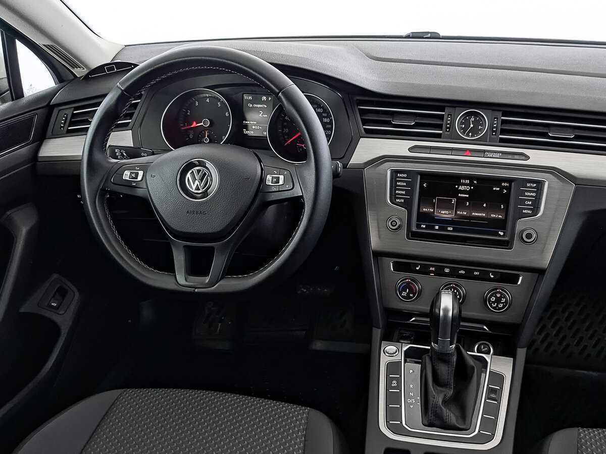 Купить Volkswagen Passat, 2017, 120 532 км.. Фото: #28