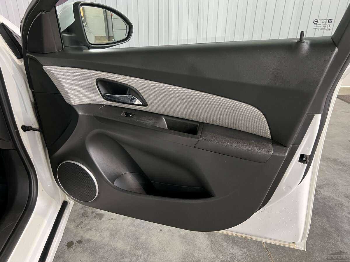 Купить Chevrolet Cruze, 2013, 158 504 км.. Фото: #14