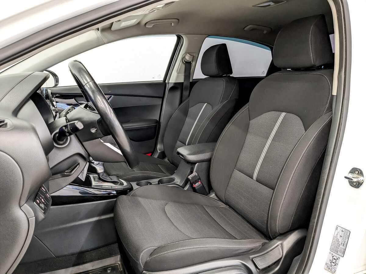 Купить Kia Cerato, 2019, 166 881 км.. Фото: #17