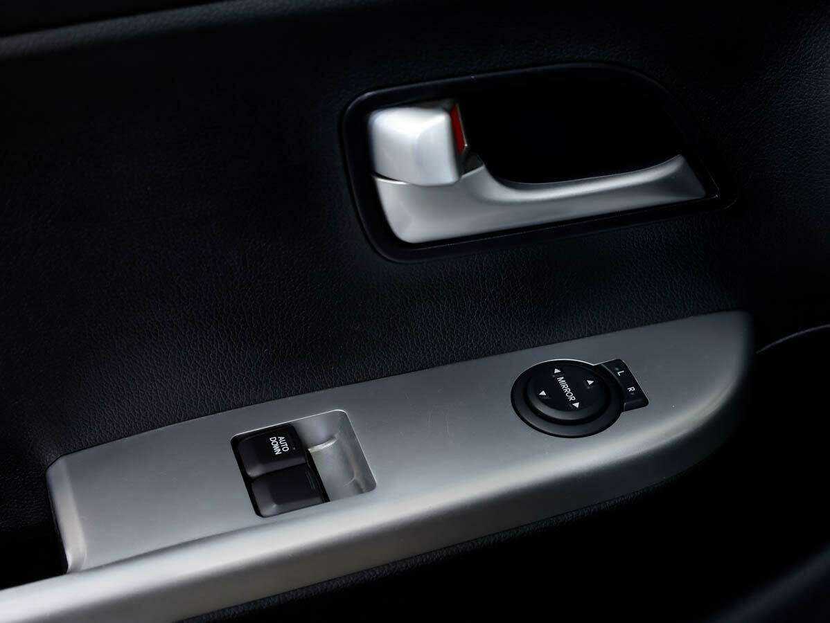 Купить Kia Rio, 2012, 183 790 км.. Фото: #11