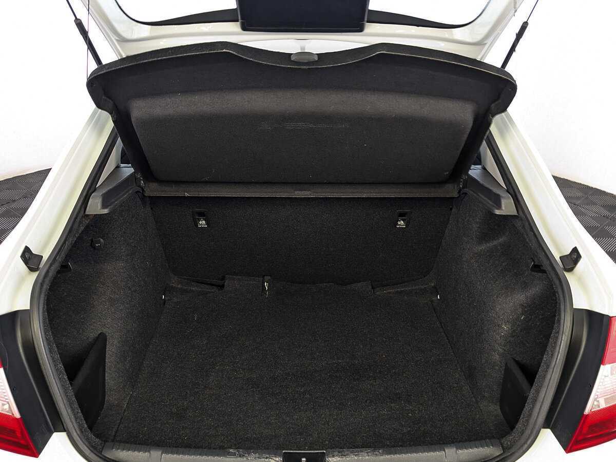 Купить Skoda Rapid, 2017, 145 587 км.. Фото: #9