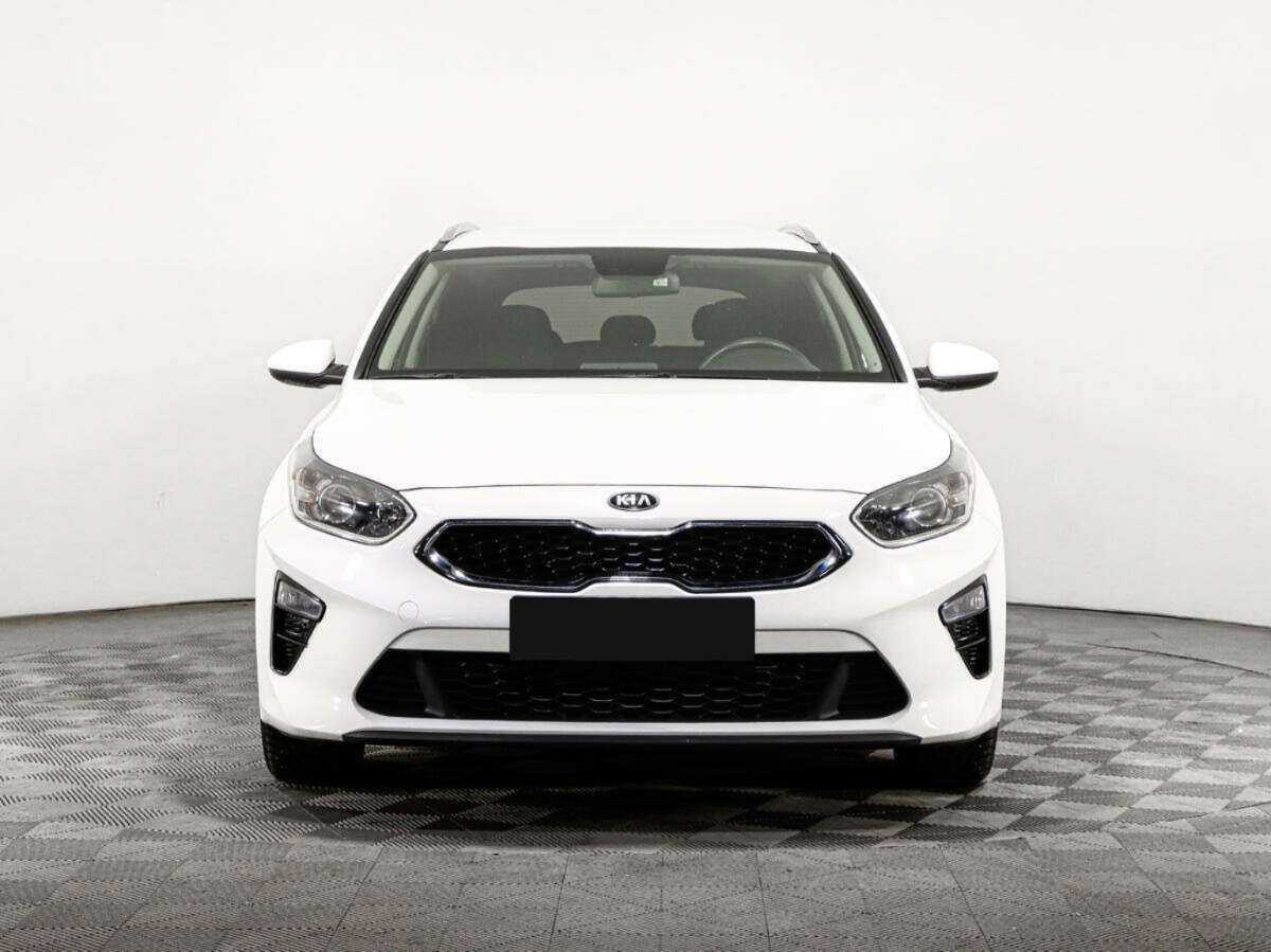 Купить Kia Ceed, 2019, 35 004 км.. Фото: #1