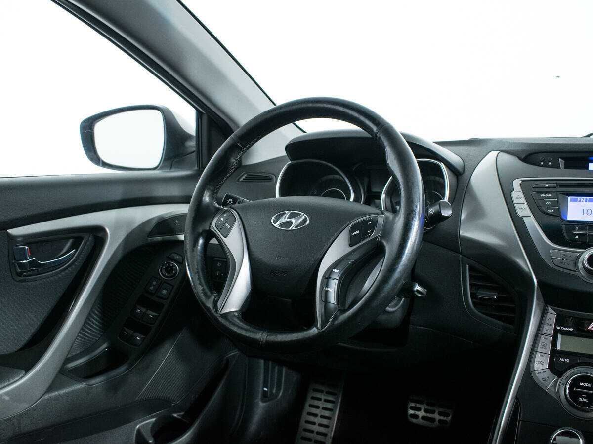 Купить Hyundai Elantra, 2013, 86 469 км.. Фото: #13