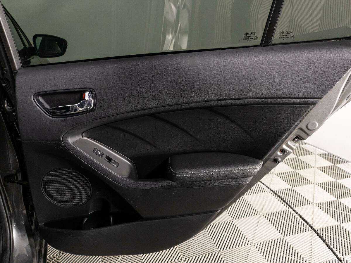 Купить Kia Cerato, 2019, 108 000 км.. Фото: #25