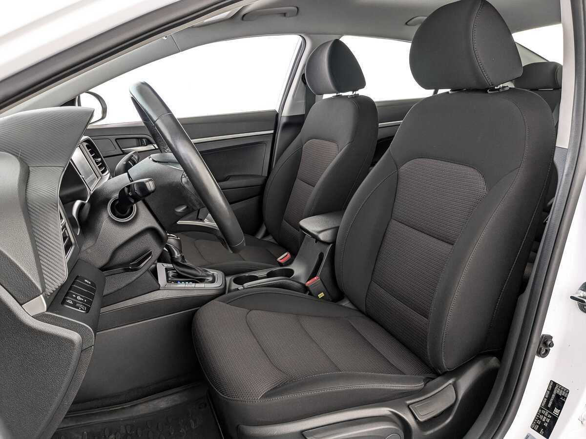 Купить Hyundai Elantra, 2019, 57 562 км.. Фото: #17