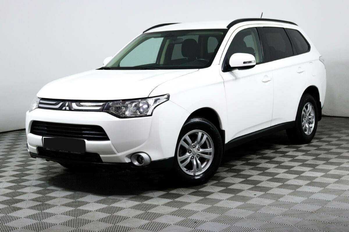 Купить Mitsubishi Outlander, 2013, 51 659 км.. Посмотреть фото