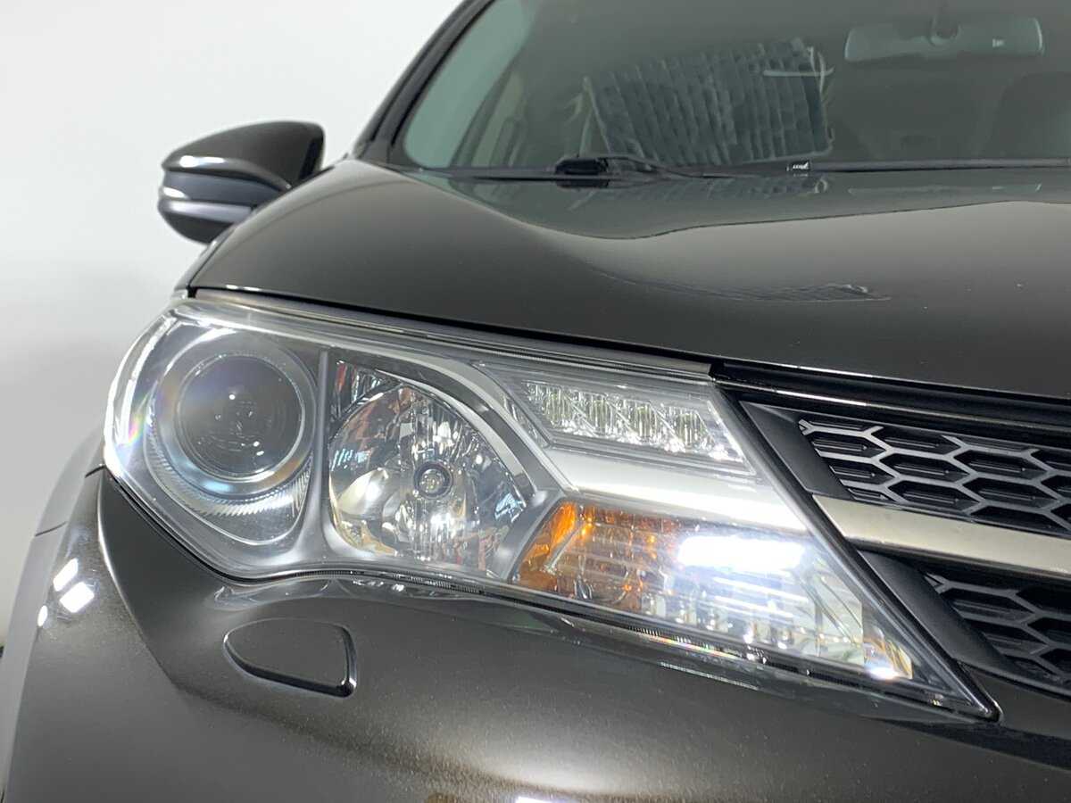 Купить Toyota RAV4, 2014, 142 404 км.. Фото: #9
