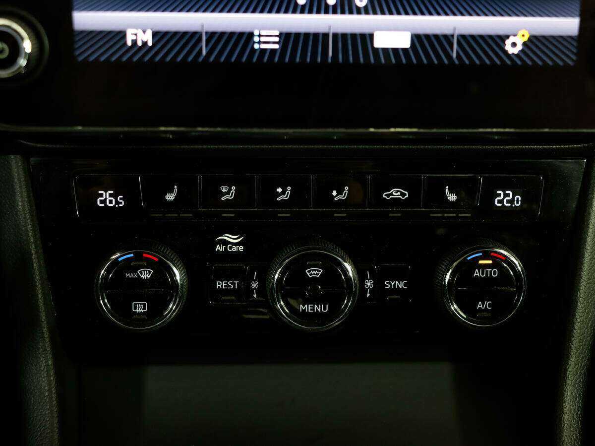 Купить Skoda Superb, 2018, 140 995 км.. Фото: #9