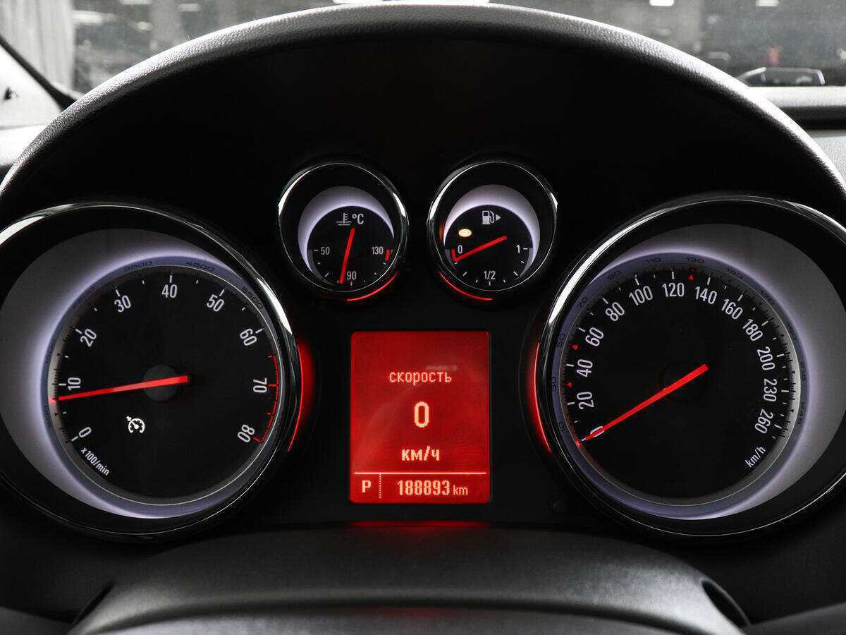 Купить Opel Astra, 2014, 188 890 км.. Фото: #6