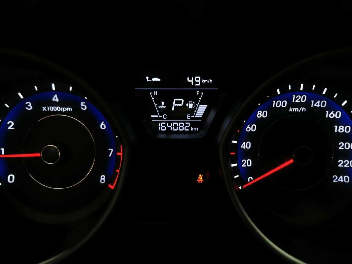 Купить Hyundai Elantra, 2015, 165 120 км.. Фото: #15