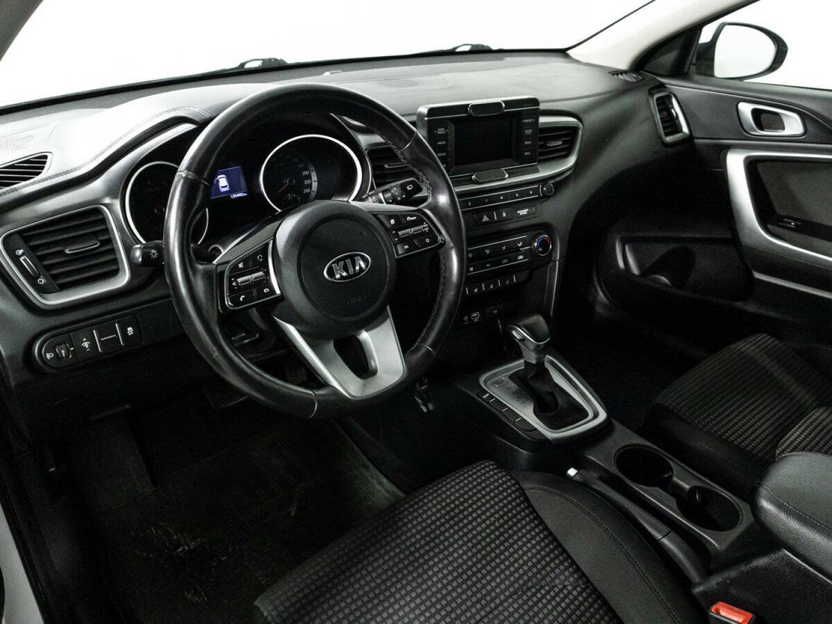 Купить Kia Ceed, 2019, 135 438 км.. Фото: #10