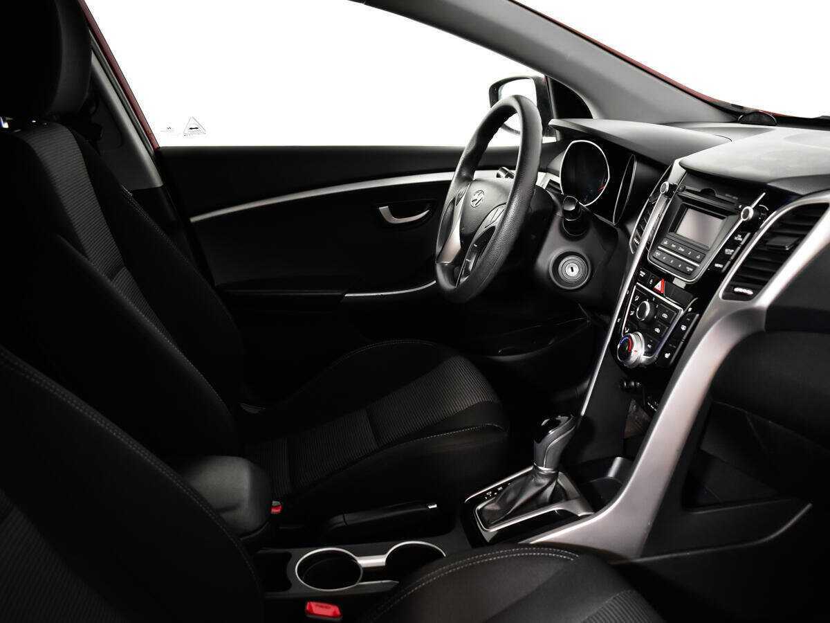 Купить Hyundai i30, 2014, 118 565 км.. Фото: #8