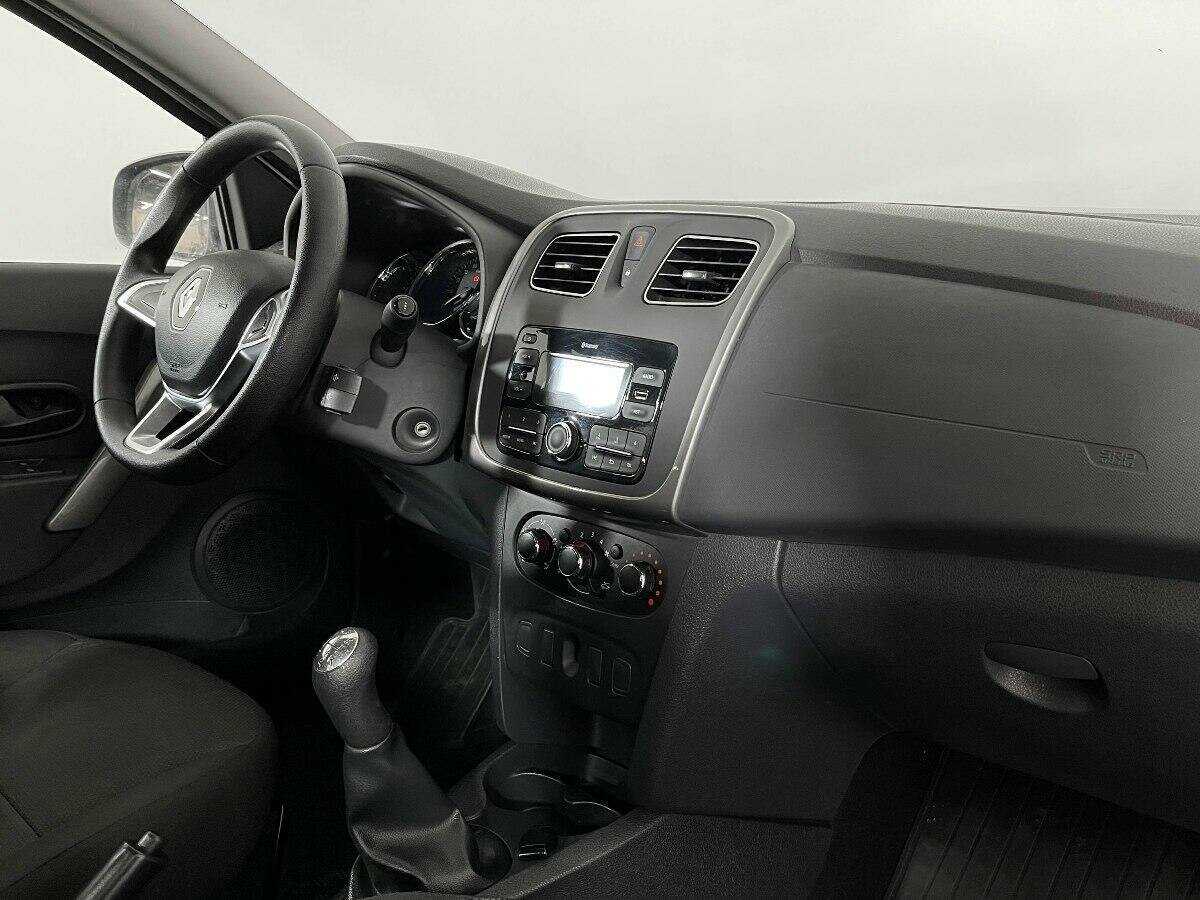 Купить Renault Logan, 2019, 100 809 км.. Фото: #8