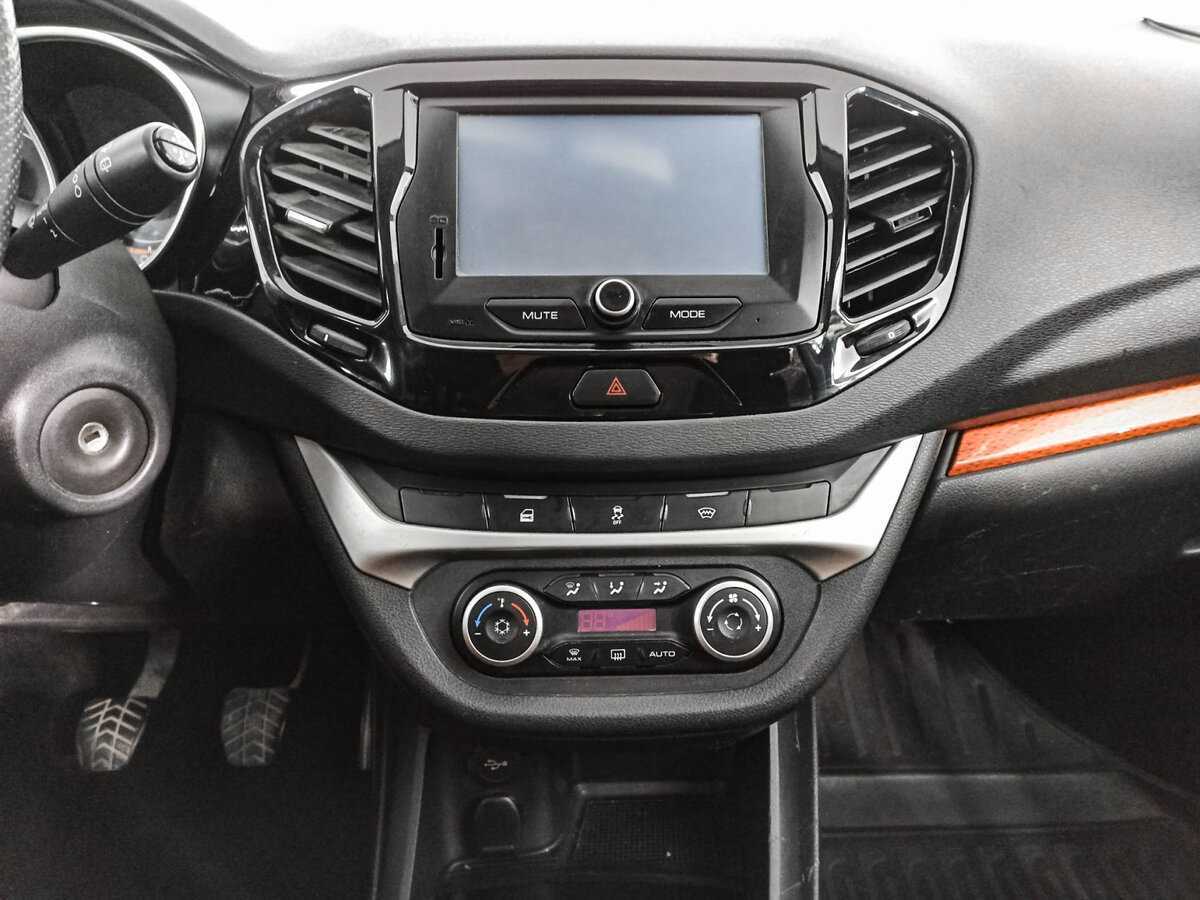 Купить Lada (ВАЗ) Vesta, 2017, 320 079 км.. Фото: #12