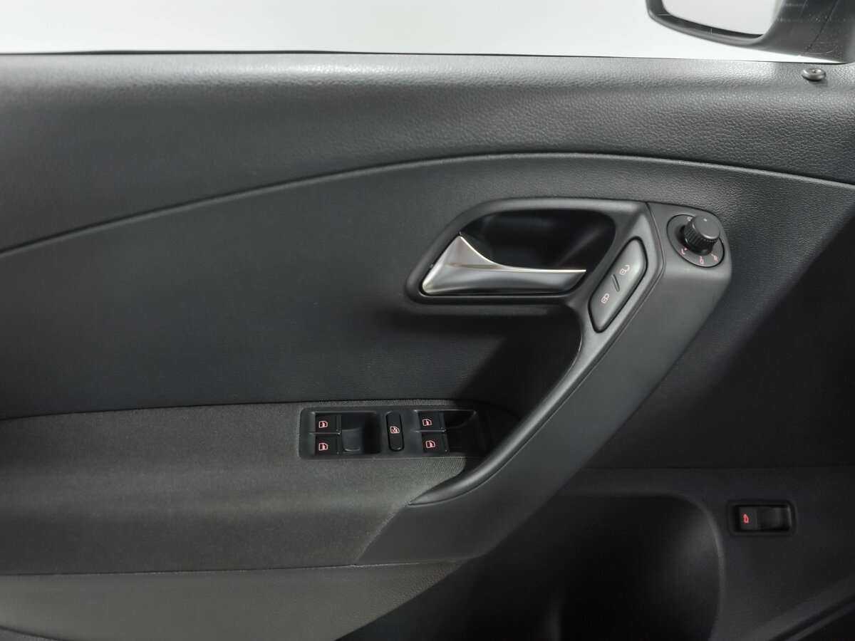 Купить Volkswagen Polo, 2015, 123 861 км.. Фото: #10