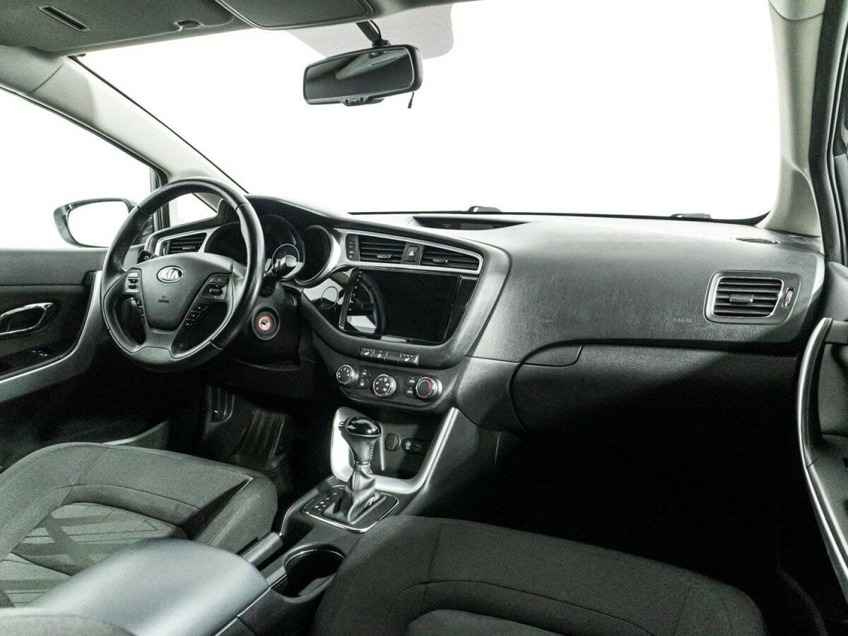 Купить Kia Ceed, 2015, 129 029 км.. Фото: #8