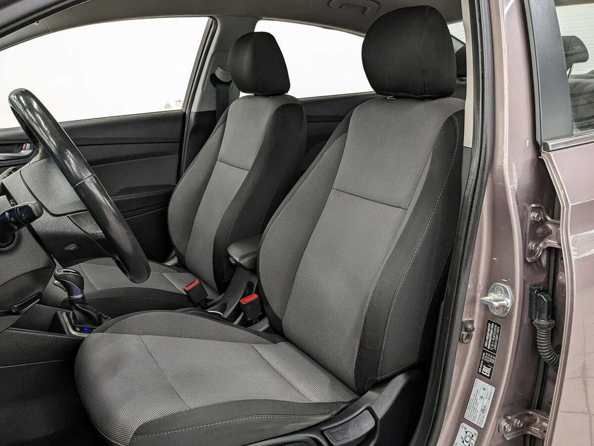 Купить Hyundai Solaris, 2018, 129 664 км.. Фото: #15