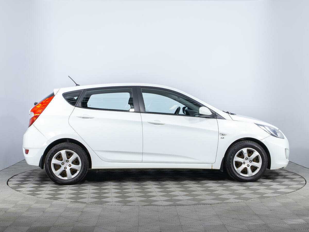 Купить Hyundai Solaris, 2014, 132 638 км.. Фото: #3