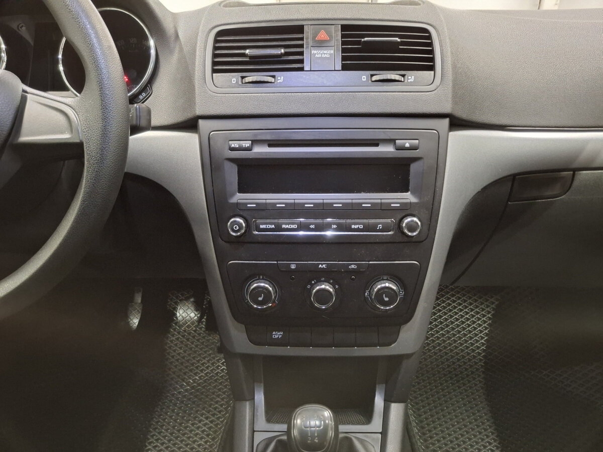 Купить Skoda Yeti, 2014, 155 804 км.. Фото: #13