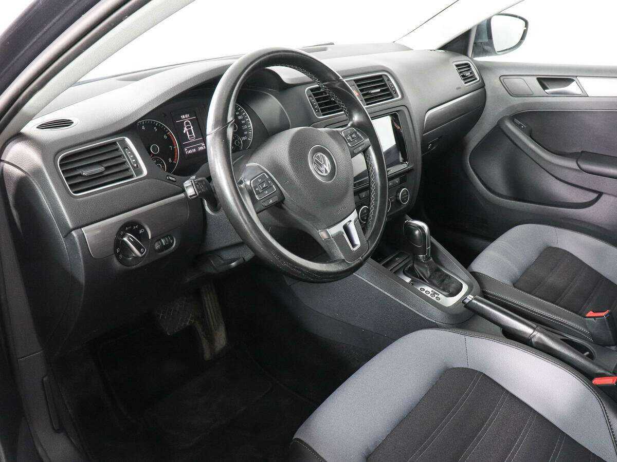 Купить Volkswagen Jetta, 2013, 116 473 км.. Фото: #7