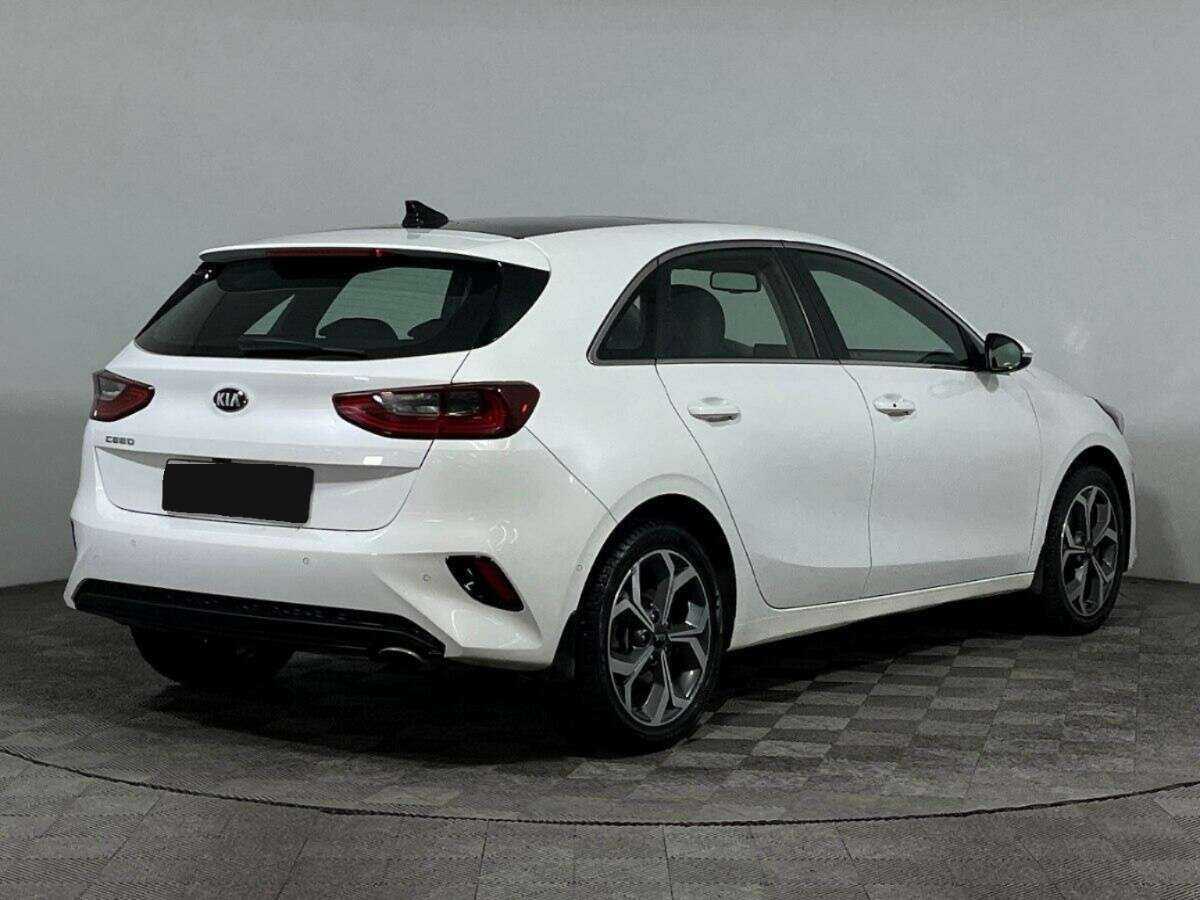 Купить Kia Ceed, 2018, 35 001 км.. Фото: #4