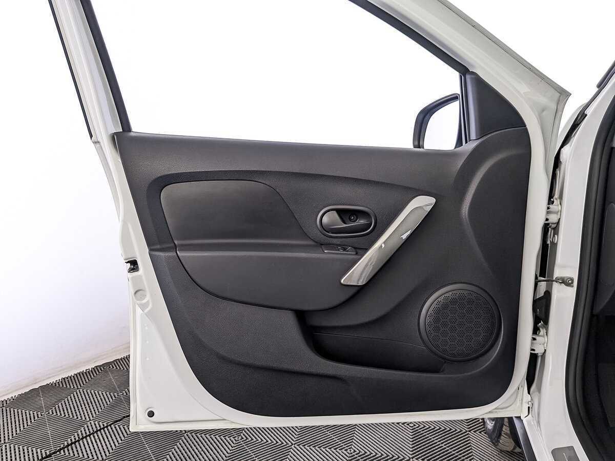 Купить Renault Sandero, 2022, 28 125 км.. Фото: #17