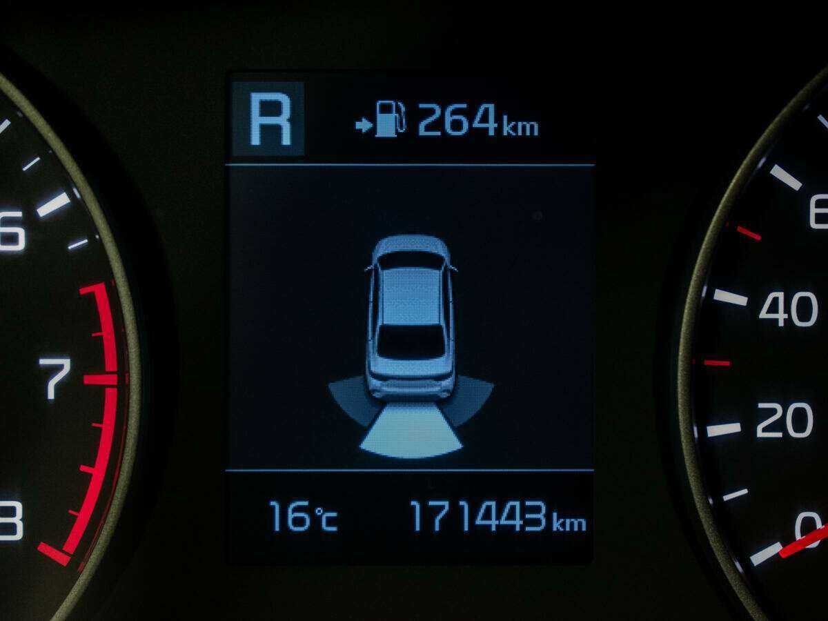 Купить Kia Rio, 2017, 171 443 км.. Фото: #12