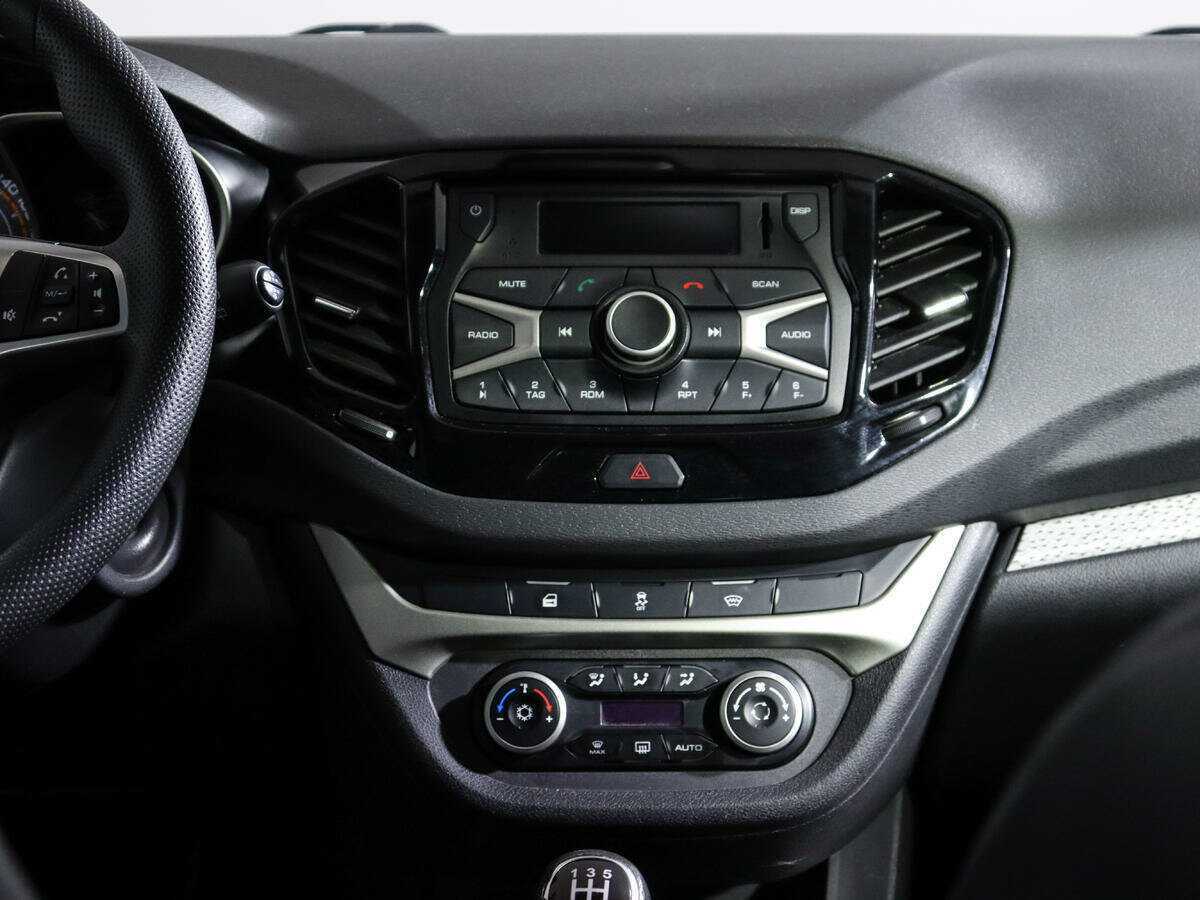 Купить Lada (ВАЗ) Vesta, 2018, 75 960 км.. Фото: #9