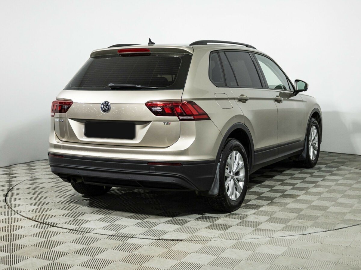 Купить Volkswagen Tiguan, 2017, 76 658 км.. Фото: #3