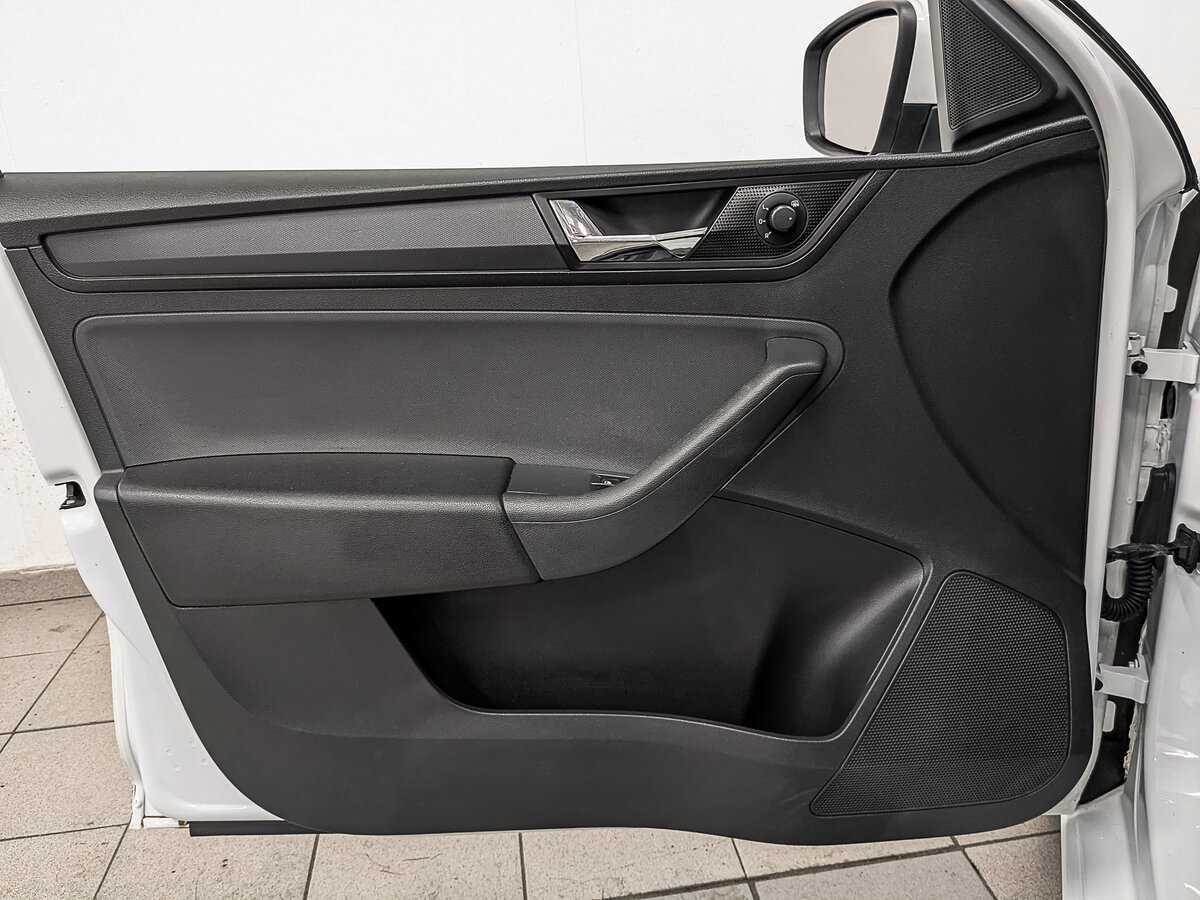 Купить Skoda Rapid, 2019, 87 380 км.. Фото: #16