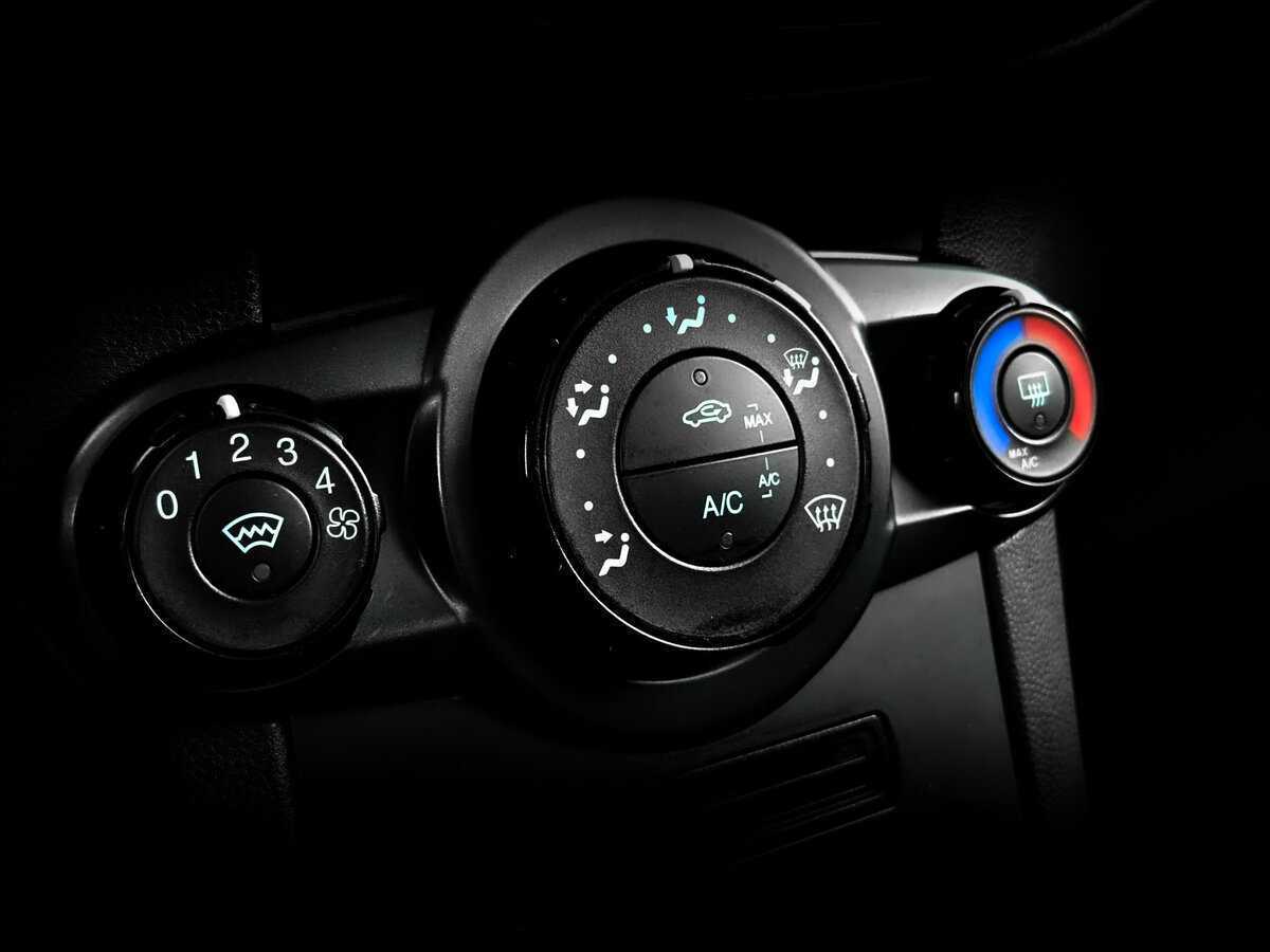 Купить Ford Fiesta, 2017, 87 177 км.. Фото: #23